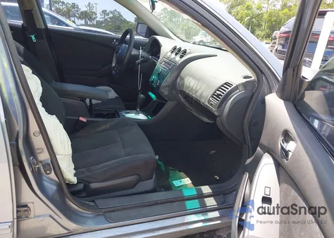 2010 Nissan Altima 2.5 S z USA, uszkodzony, nr VIN 1N4AL2AP3AN473033